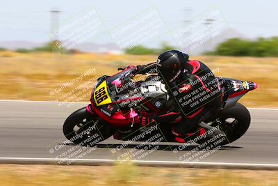 media/Apr-30-2023-CRA (Sun) [[020fcf5d43]]/Race 3-1000 Amateur Supersport/